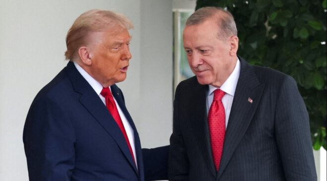 Trump dünyanın önünde Erdoğan'a teşekkür etti!