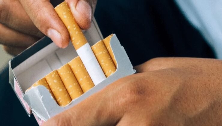 Bir sigara grubuna daha dev zam: